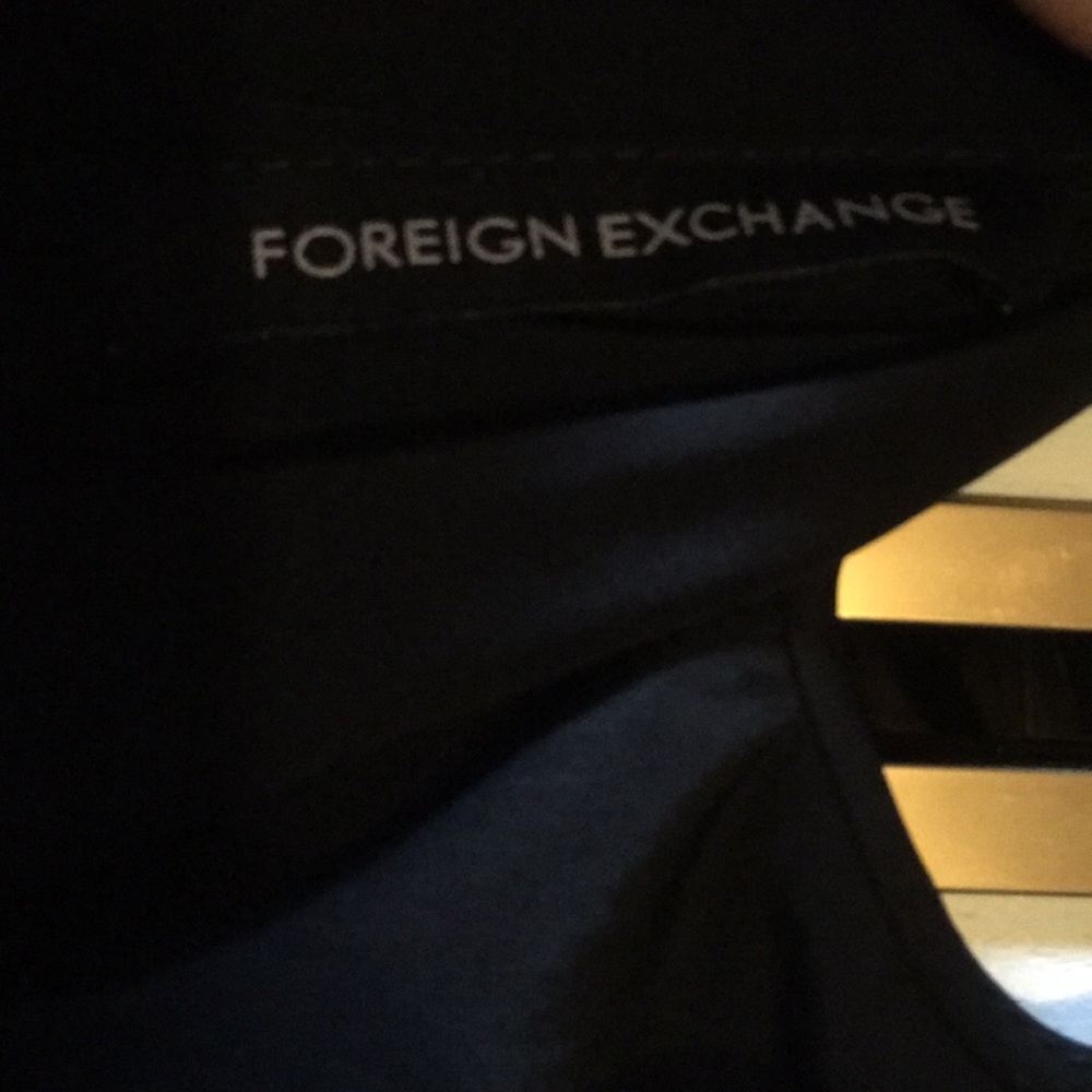 Foreign Exchange Halter Top - Picture 5 of 6